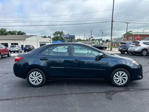 Used 2018 Toyota Corolla LE FWD image 9