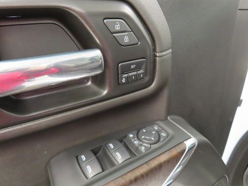 Used 2022 GMC Sierra 3500 Denali w/ Denali Ultimate Package image 59