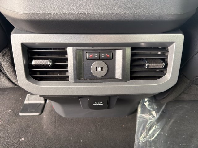 New 2026 Ford F350 Lariat w/ Black Appearance Package AWD/4WD image 14
