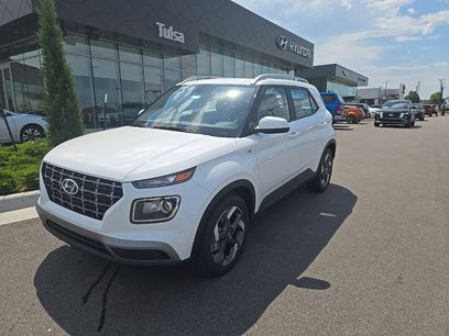 New 2025 Hyundai Venue SEL