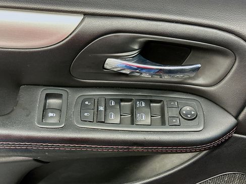 Used 2019 Dodge Grand Caravan GT image 15