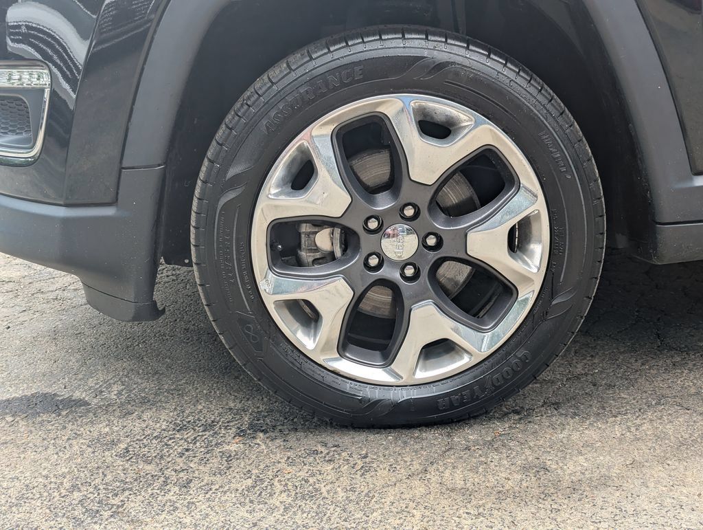 Used 2019 Jeep Compass Limited w/ Safety & Security Group AWD/4WD image 10