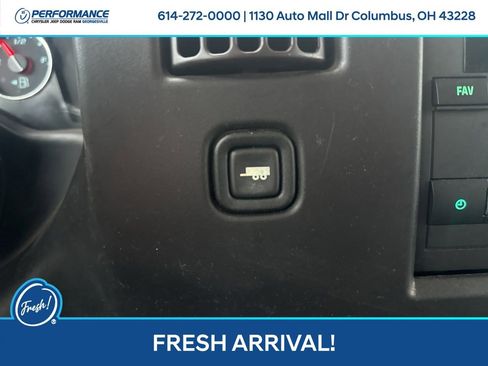 Used 2019 Chevrolet Express 3500 w/ Driver Convenience Package image 26