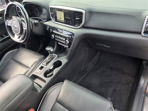 Used 2020 Kia Sportage SX image 19