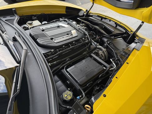 Used 2015 Chevrolet Corvette Z06 w/ Z07 Performance Package RWD image 55