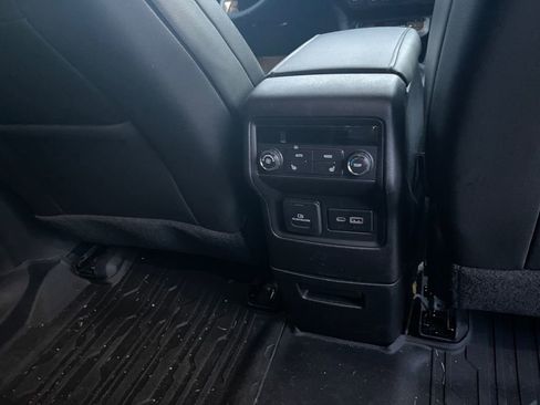 Used 2023 GMC Acadia AT4 w/ Technology Package image 24