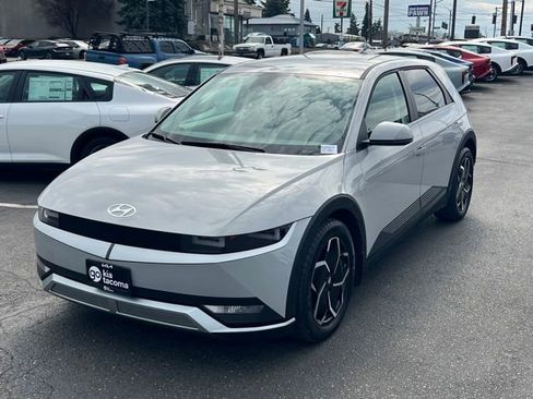 Used 2024 Hyundai Ioniq 5 SEL AWD/4WD image 5