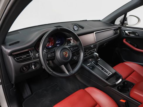 Certified 2023 Porsche Macan GTS AWD/4WD image 51