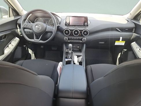 Certified 2025 Nissan Sentra S FWD image 21