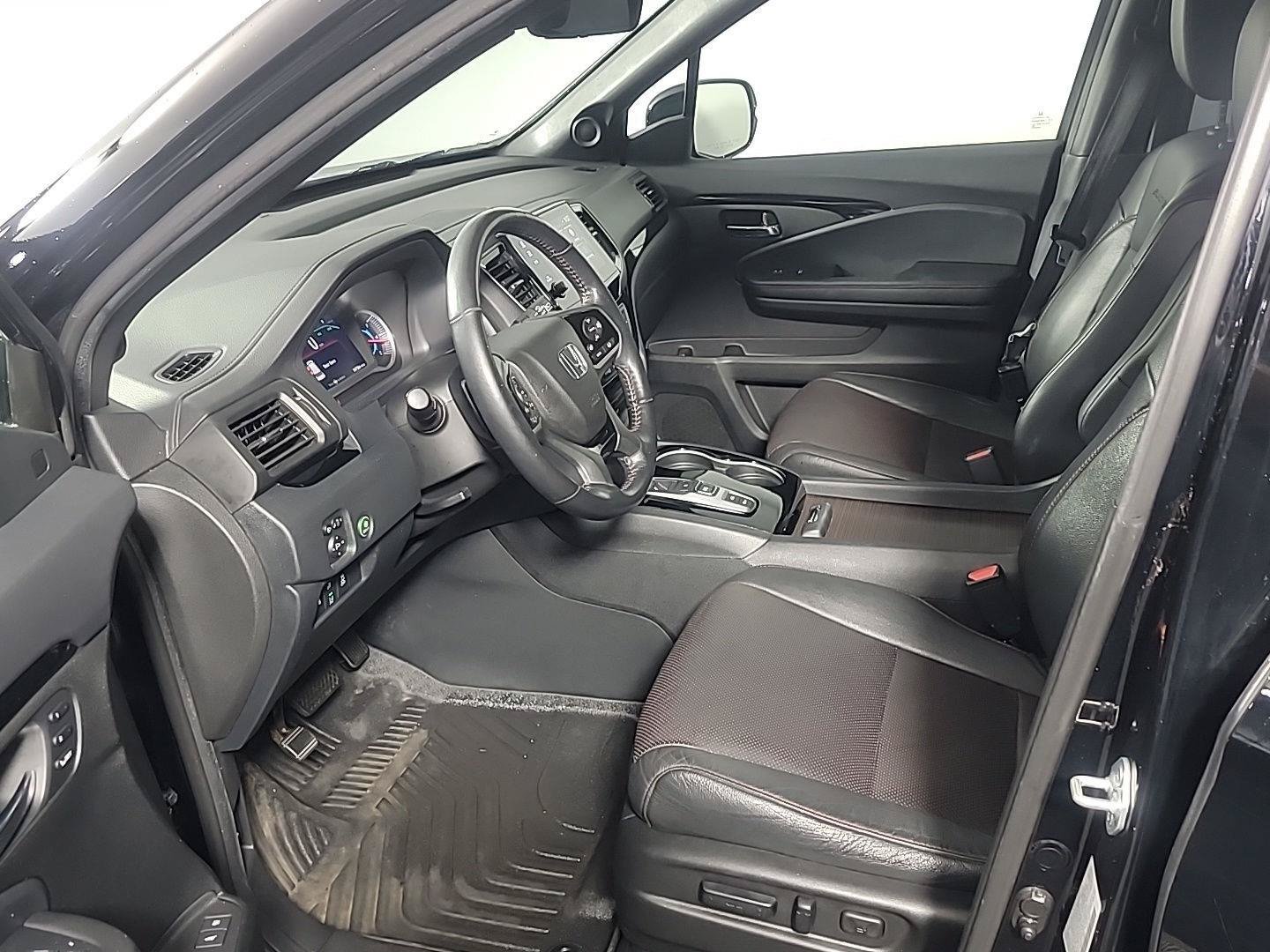 Certified 2022 Honda Pilot Black Edition image 19