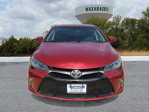 Used 2017 Toyota Camry XSE FWD image 2