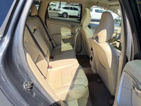 Used 2013 Volvo XC60 3.2 image 31