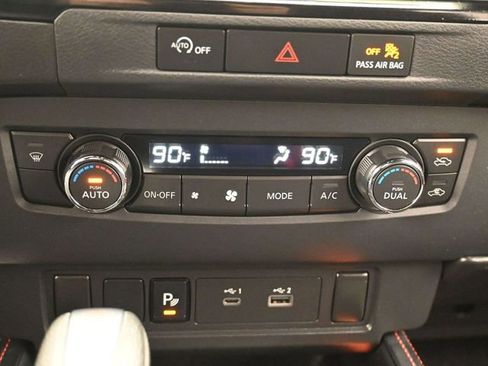 Used 2023 Nissan Frontier PRO-4X w/ Technology Package AWD/4WD image 21
