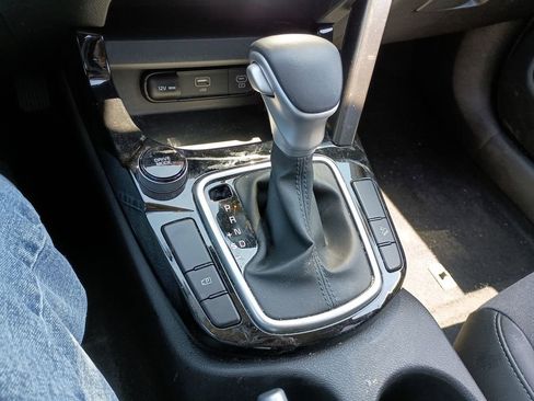 Used 2024 Kia Seltos S FWD image 26