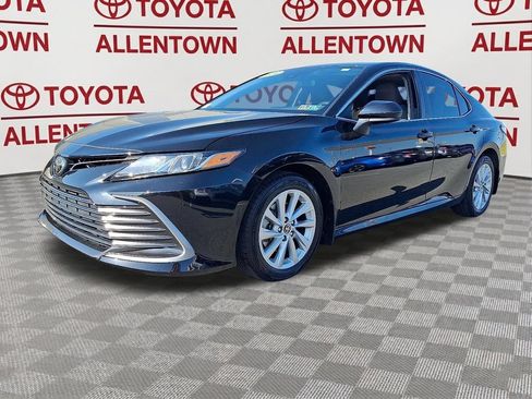 Used 2024 Toyota Camry LE FWD image 3