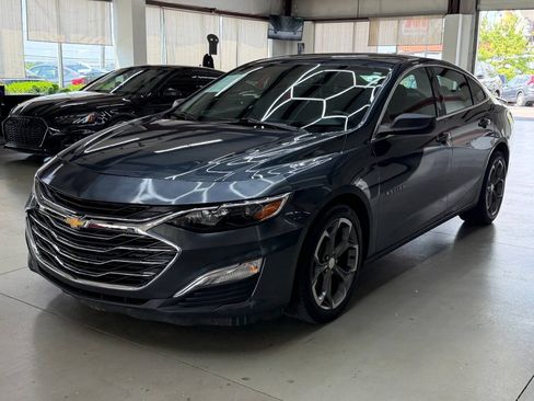 Used 2019 Chevrolet Malibu RS FWD image 6