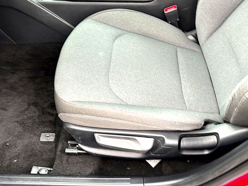 Used 2025 Kia K4 FWD image 15