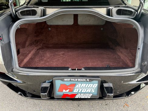 Used 2018 Aston Martin DB11 V12 RWD image 34