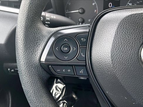 Used 2023 Toyota Corolla LE image 17