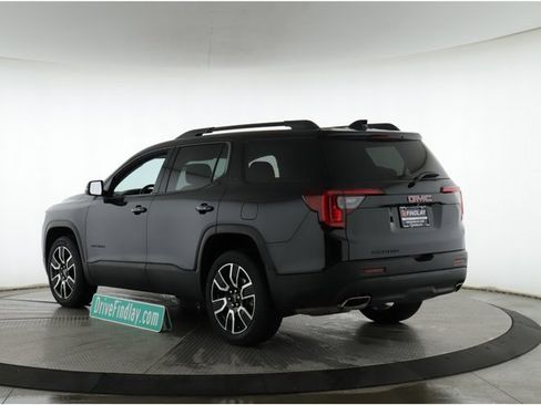 Used 2021 GMC Acadia SLE w/ Driver Convenience Package image 8