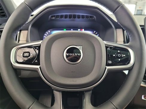 New 2026 Volvo XC90 B6 Plus w/ Protection Package Premier image 28