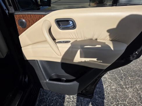 Used 2017 Nissan Armada SL w/ Moonroof Package AWD/4WD image 15