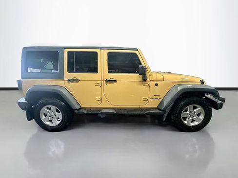 Used 2014 Jeep Wrangler Unlimited Sport w/ Quick Order Package 24S AWD/4WD image 5