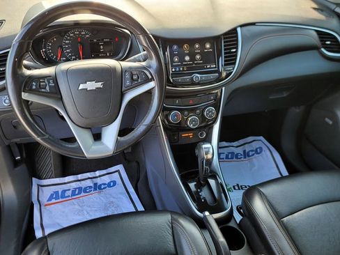 Used 2018 Chevrolet Trax Premier w/ LPO, Cargo Package image 24