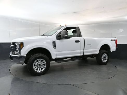 Used 2019 Ford F250 XL w/ STX Appearance Package AWD/4WD image 2
