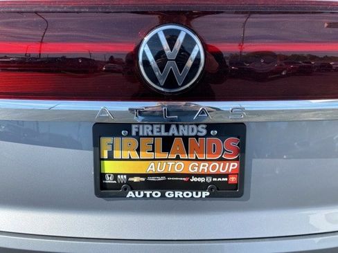 New 2026 Volkswagen Atlas Cross Sport SEL Premium R-Line image 16