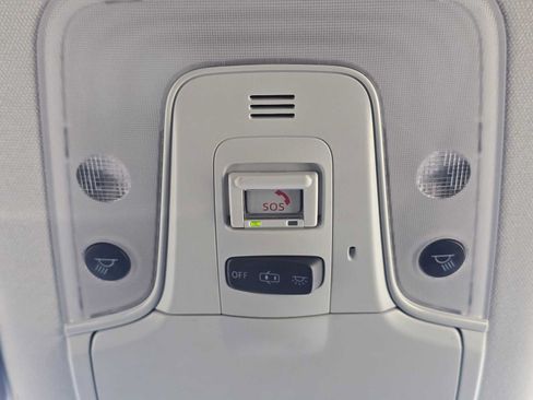 Certified 2021 Toyota Prius LE FWD image 30