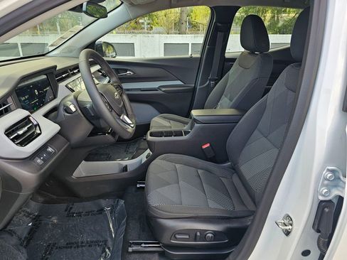 New 2027 Chevrolet Bolt LT w/ Comfort Package FWD image 20