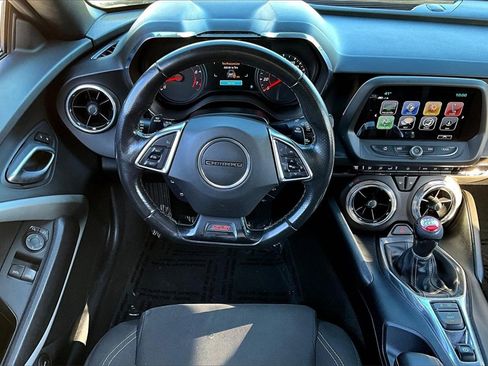 Used 2018 Chevrolet Camaro SS image 19