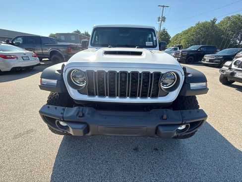 New 2026 Jeep Wrangler Unlimited Rubicon 392 w/ Quick Order Package 27X Moab AWD/4WD image 8