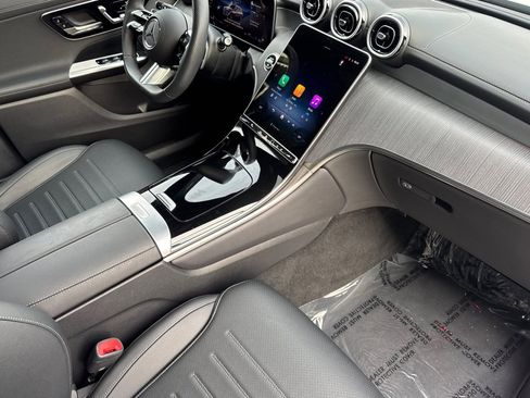 Certified 2025 Mercedes-Benz GLC 300 image 18