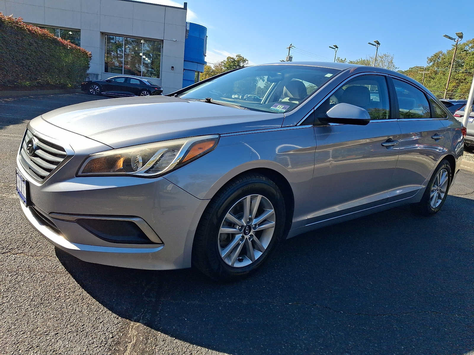 Used 2016 Hyundai Sonata SE FWD image 3
