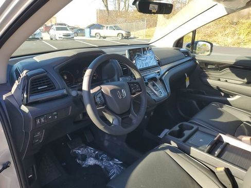New 2026 Honda Odyssey Elite image 18