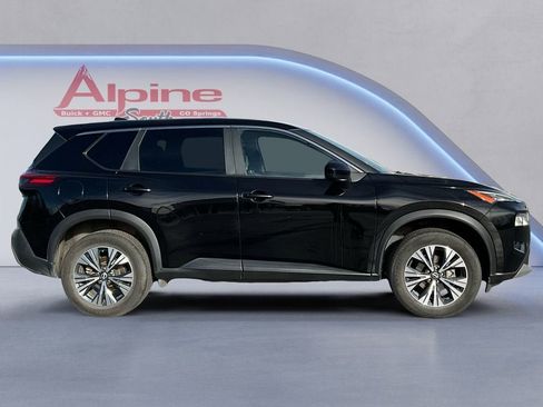 Used 2023 Nissan Rogue SV image 6