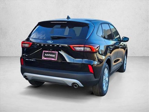 New 2026 Ford Escape Active image 2