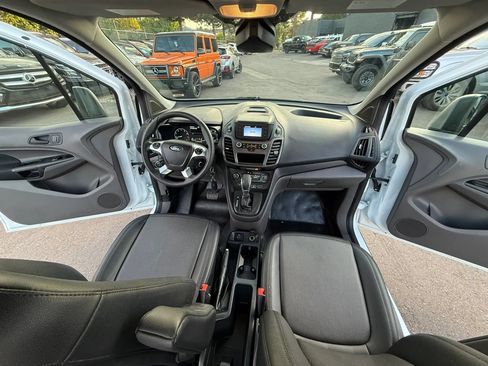 Used 2020 Ford Transit Connect XL FWD image 13