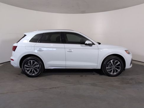 Certified 2024 Audi Q5 2.0T Premium image 39