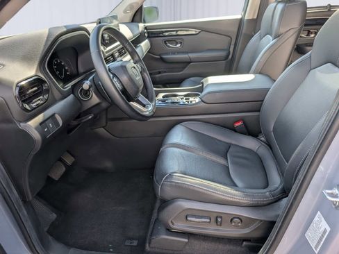 Certified 2025 Honda Pilot Touring image 16