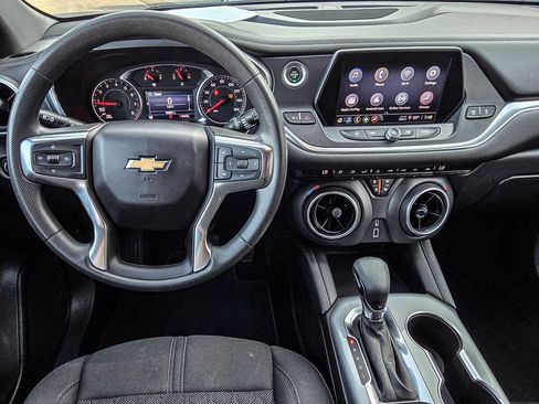 Used 2021 Chevrolet Blazer LT FWD image 32