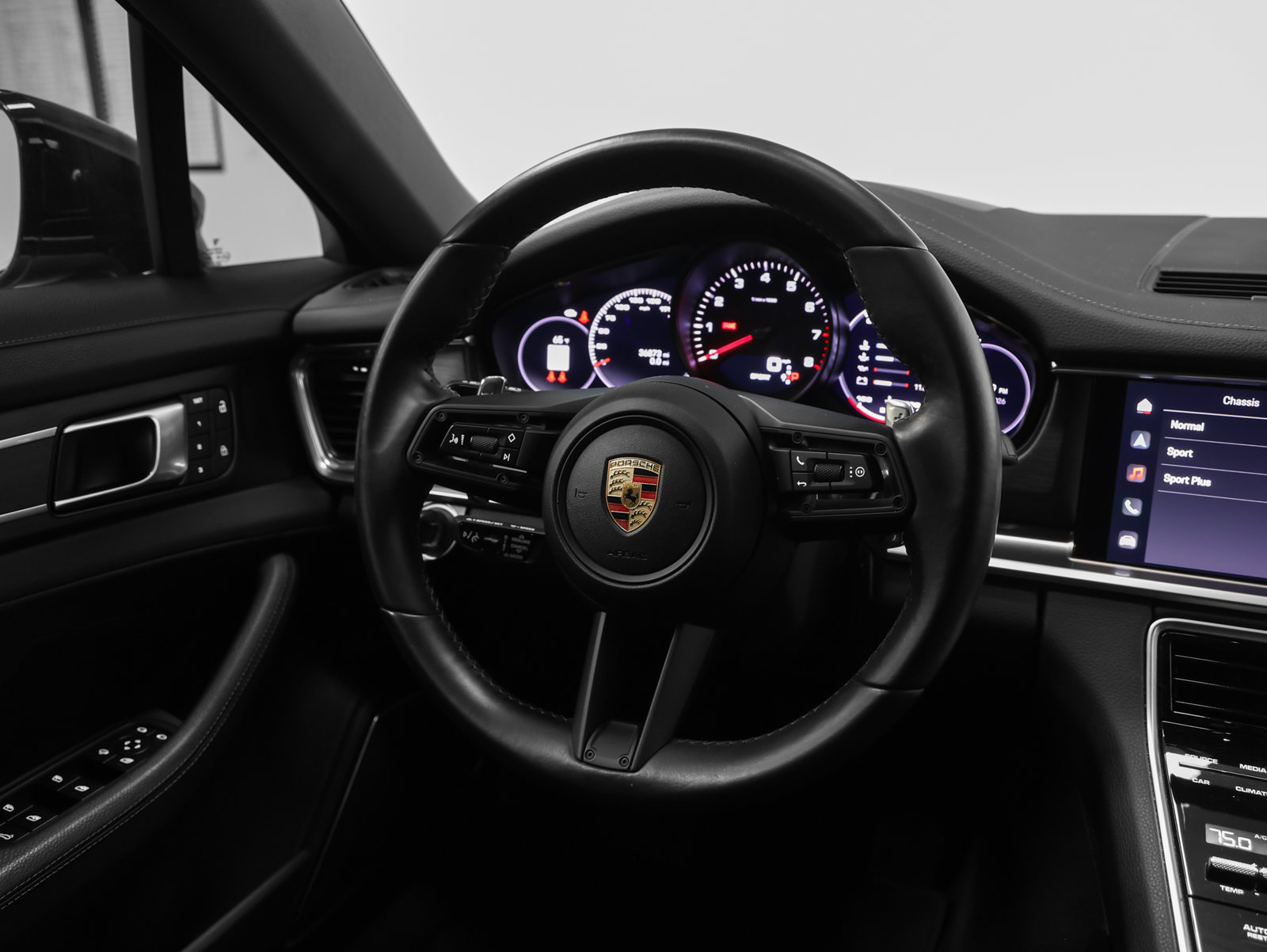 Certified 2023 Porsche Panamera 4 Platinum Edition AWD/4WD image 29