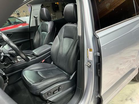 Used 2017 Audi Q7 3.0T Premium Plus AWD/4WD image 22