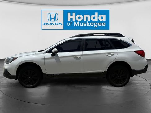 Used 2019 Subaru Outback 2.5i Premium AWD/4WD image 5