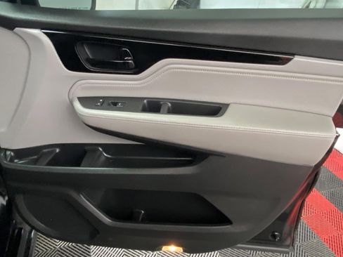 Used 2018 Honda Odyssey Elite image 37