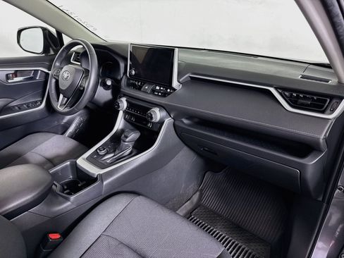 Certified 2023 Toyota RAV4 XLE w/ Convenience Package AWD/4WD image 30