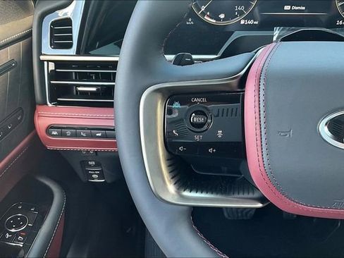 New 2026 INFINITI QX80 Autograph image 18