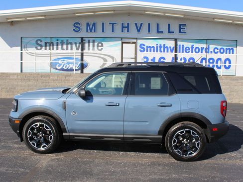 New 2025 Ford Bronco Sport Outer Banks w/ Outer Banks Tech Package+ AWD/4WD image 2